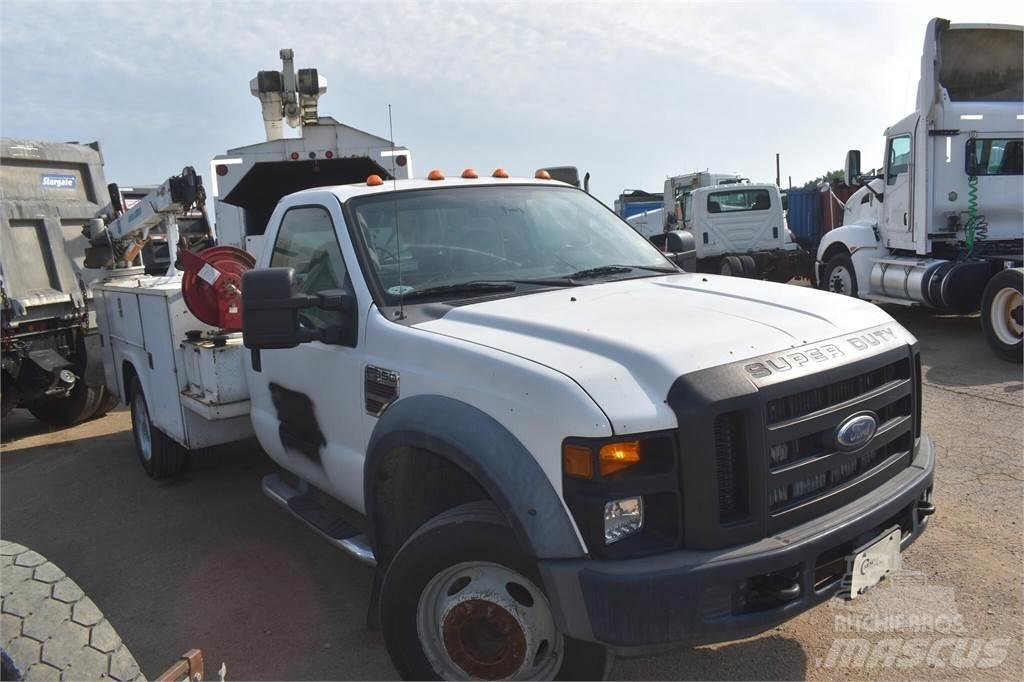 Ford F550 مركبات الأغراض العامة