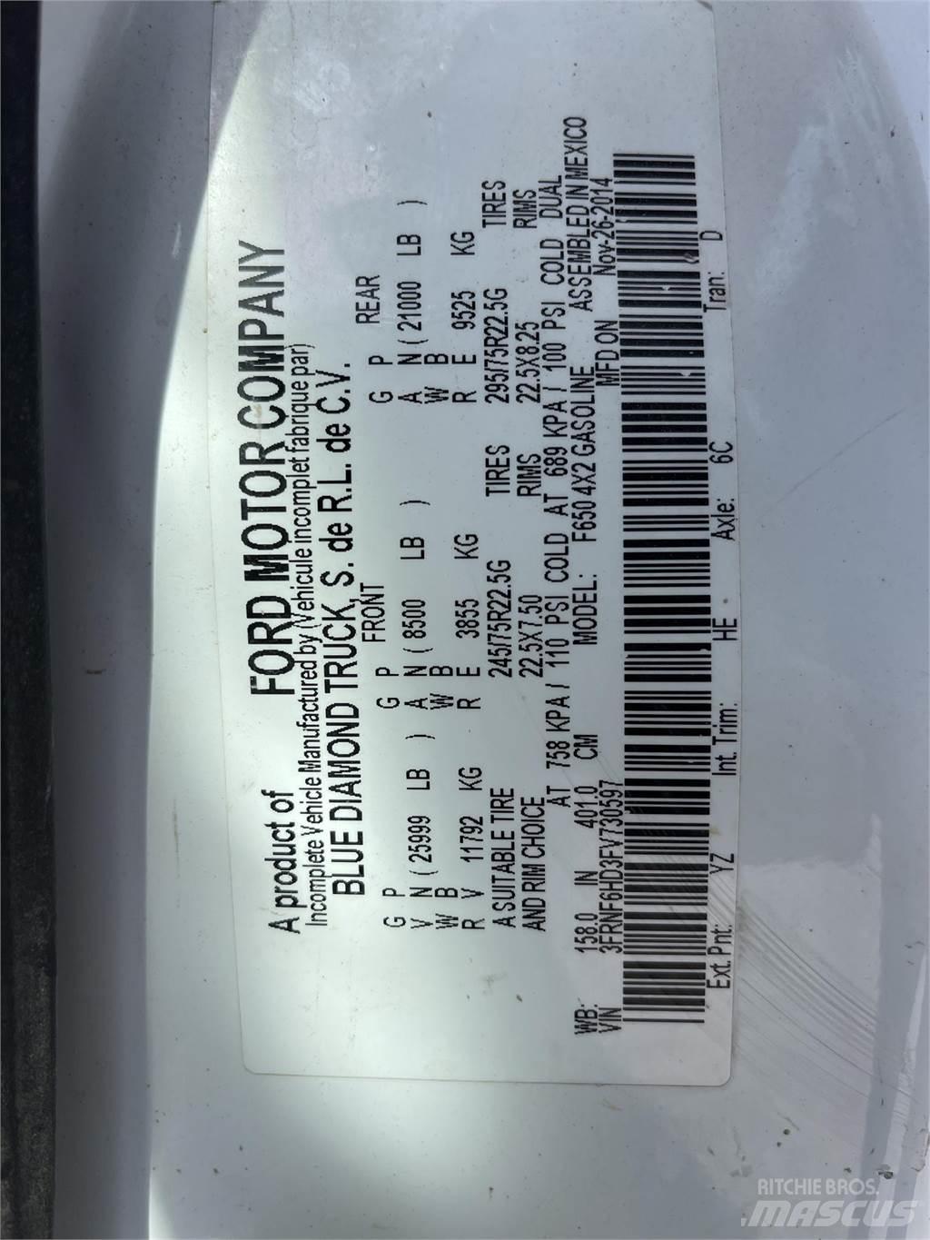 Ford F650 XL SD صهاريج مياه