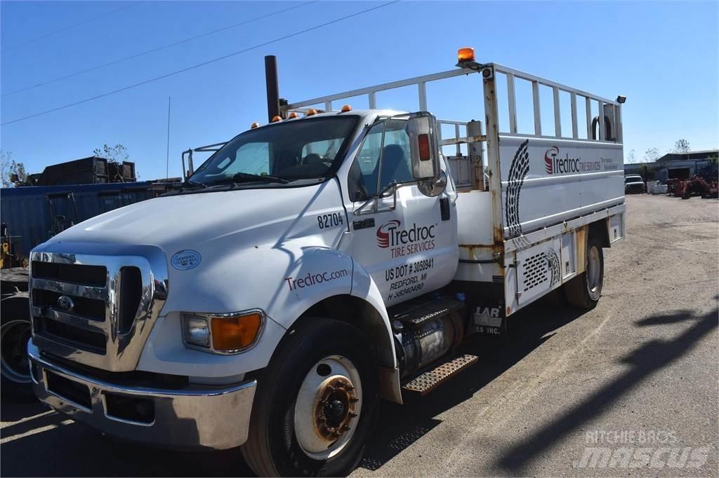 Ford F750 مركبات الأغراض العامة