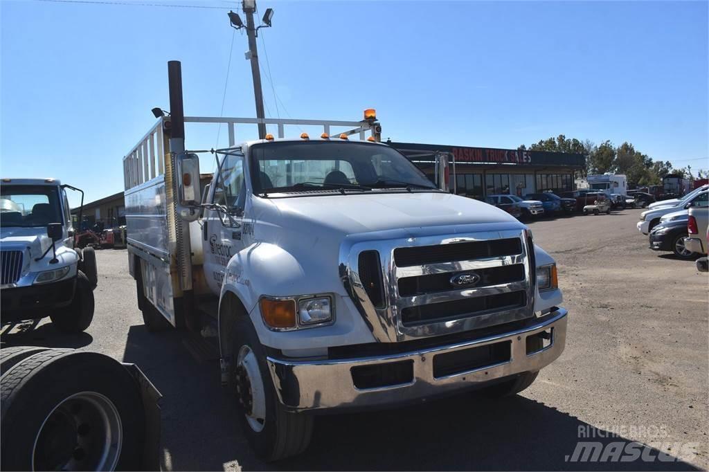 Ford F750 مركبات الأغراض العامة