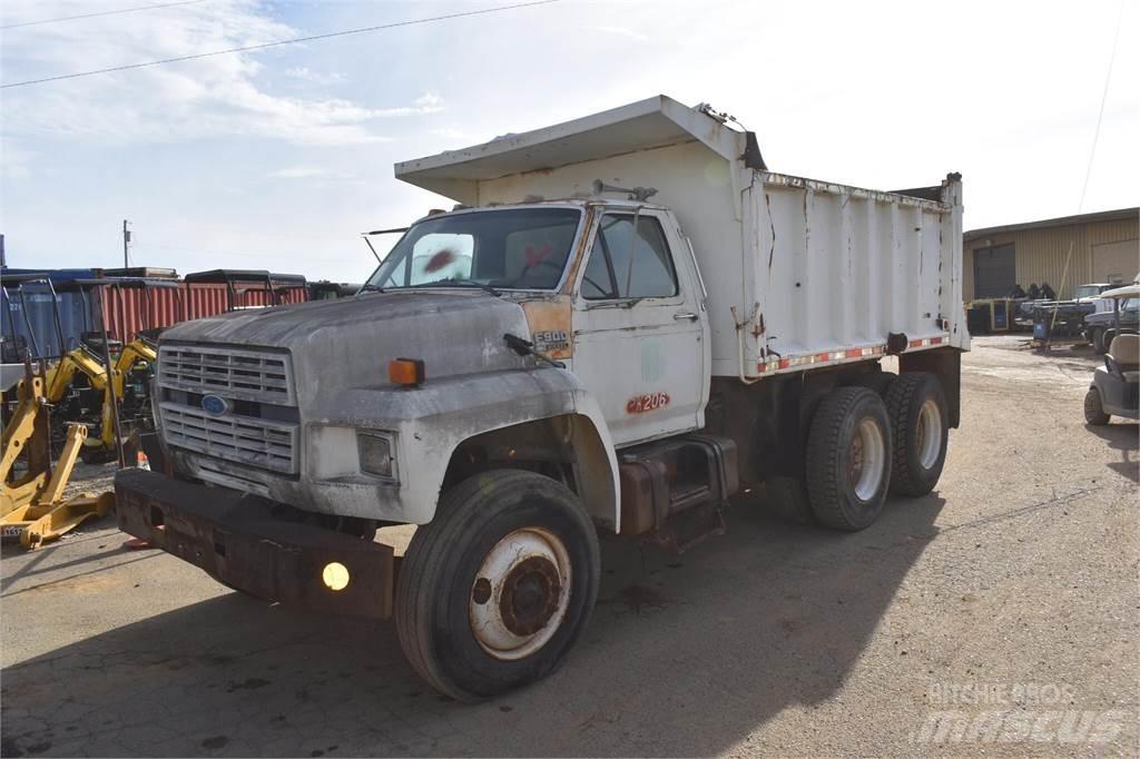 Ford F900 شاحنات قلابة