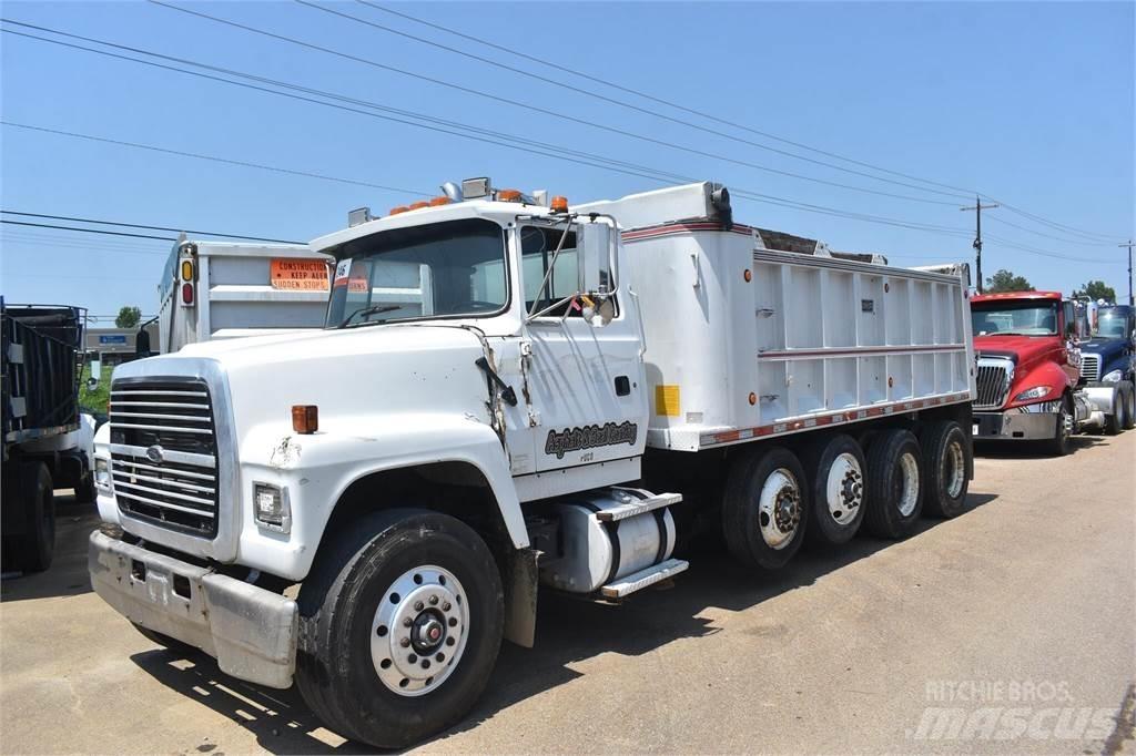 Ford LT9000 شاحنات قلابة