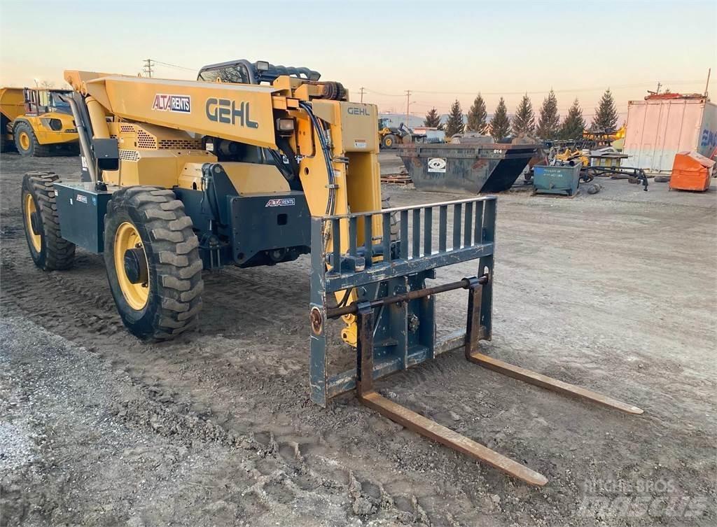 Gehl RS6-42 مناولات متداخلة