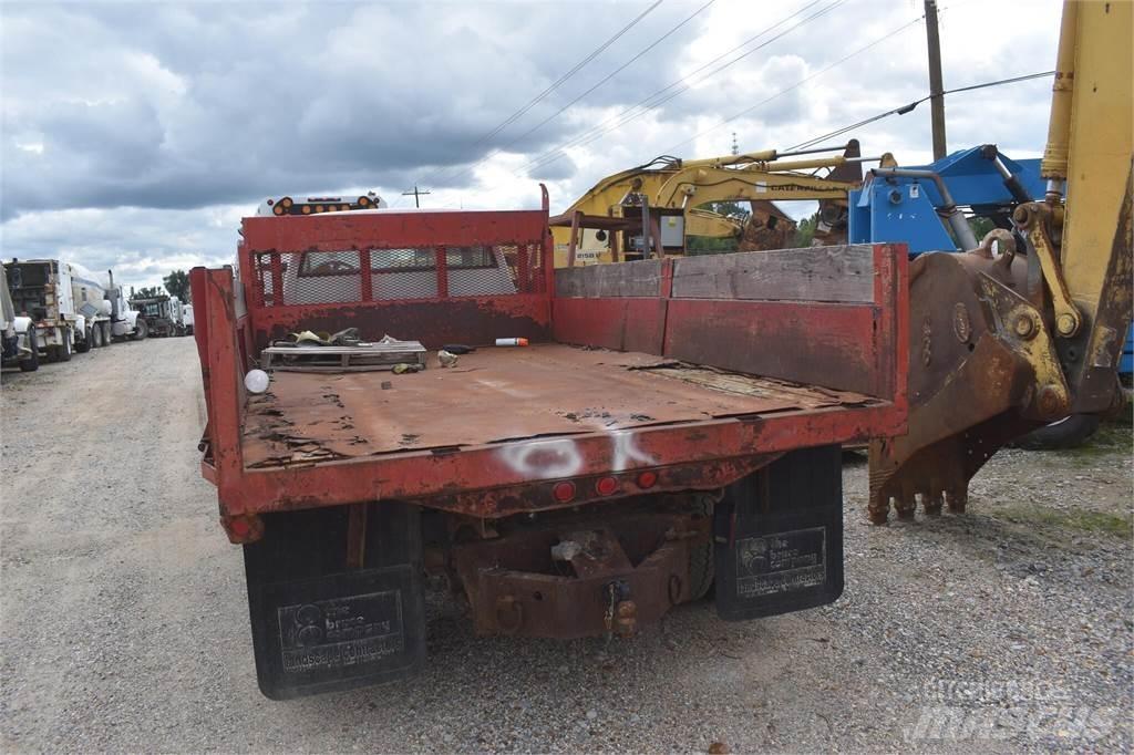 GMC TOPKICK C6500 شاحنات قلابة