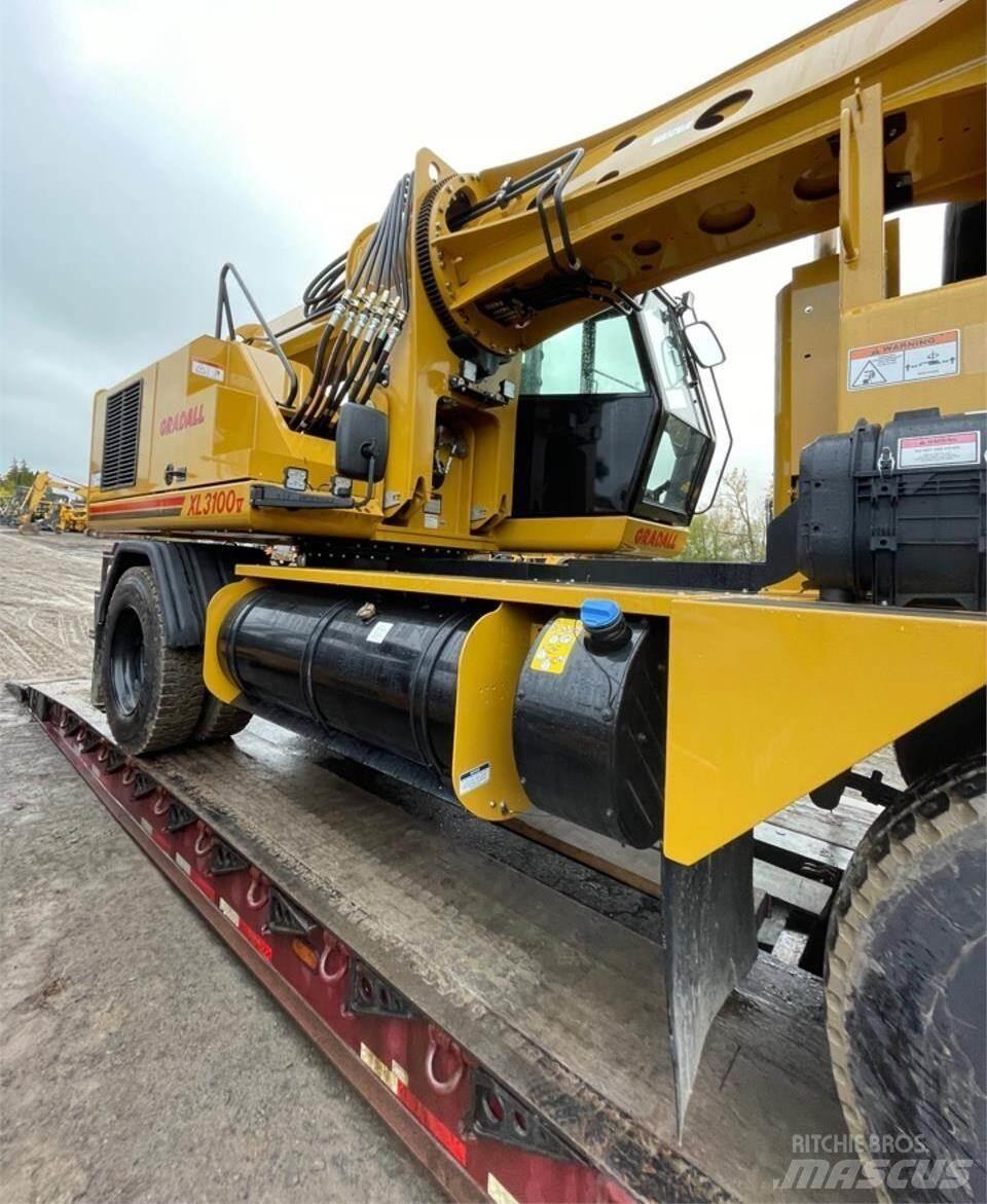 Gradall XL3100 V حفارات بعجل