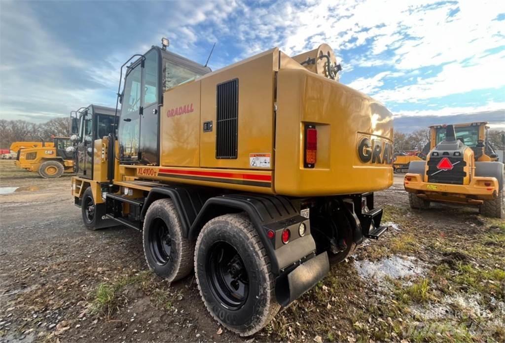 Gradall XL4100 V حفارات بعجل