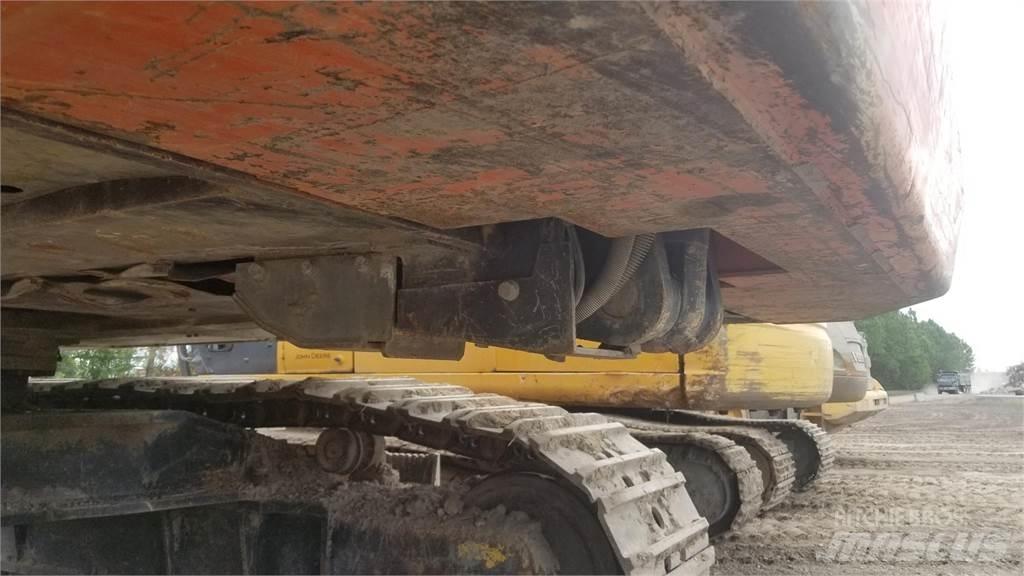 Hitachi ZX670 LC-5B حفارات زحافة