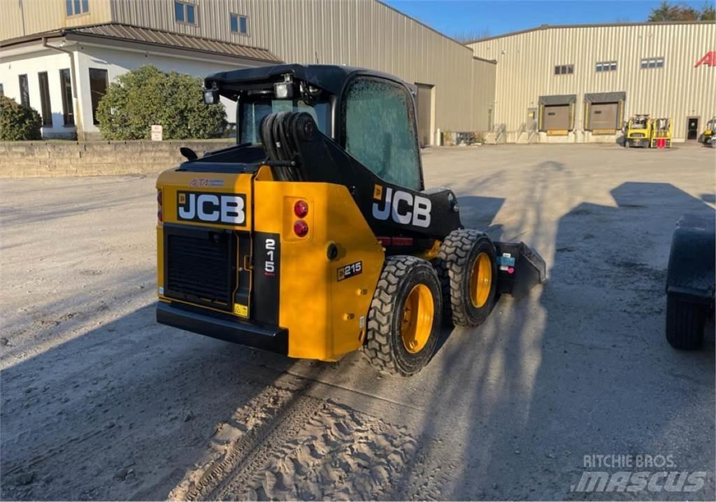 JCB 215 لوادر انزلاقية التوجيه