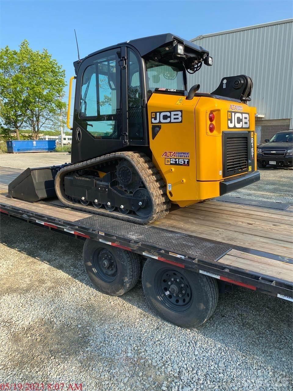 JCB 215T لوادر انزلاقية التوجيه