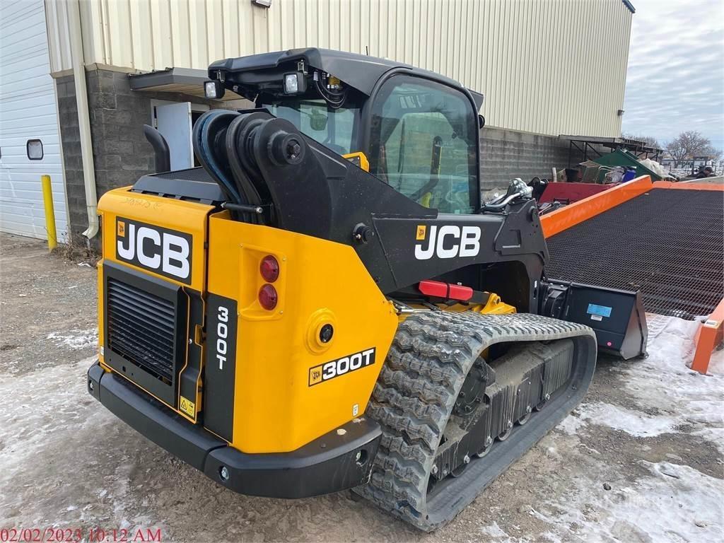 JCB 300T لوادر انزلاقية التوجيه