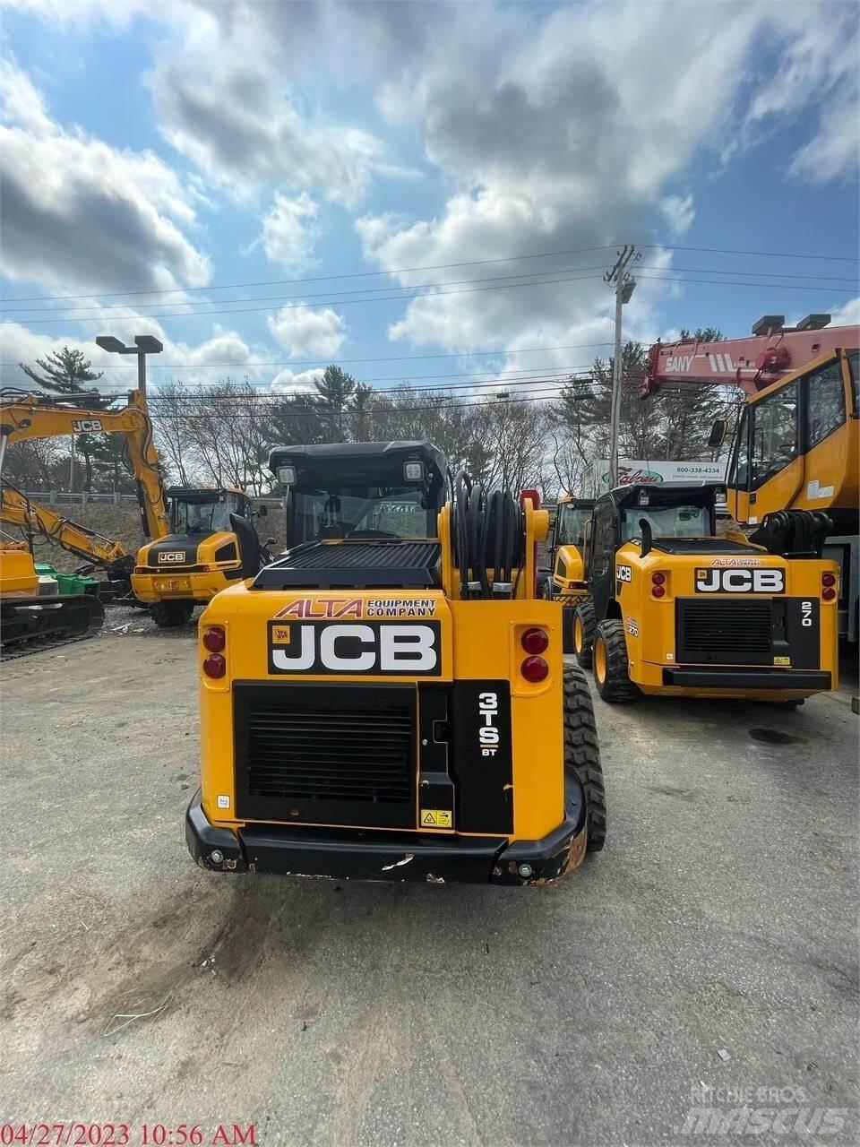 JCB 3TS-8T لوادر انزلاقية التوجيه