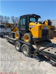 JCB 3TS-8W لوادر انزلاقية التوجيه