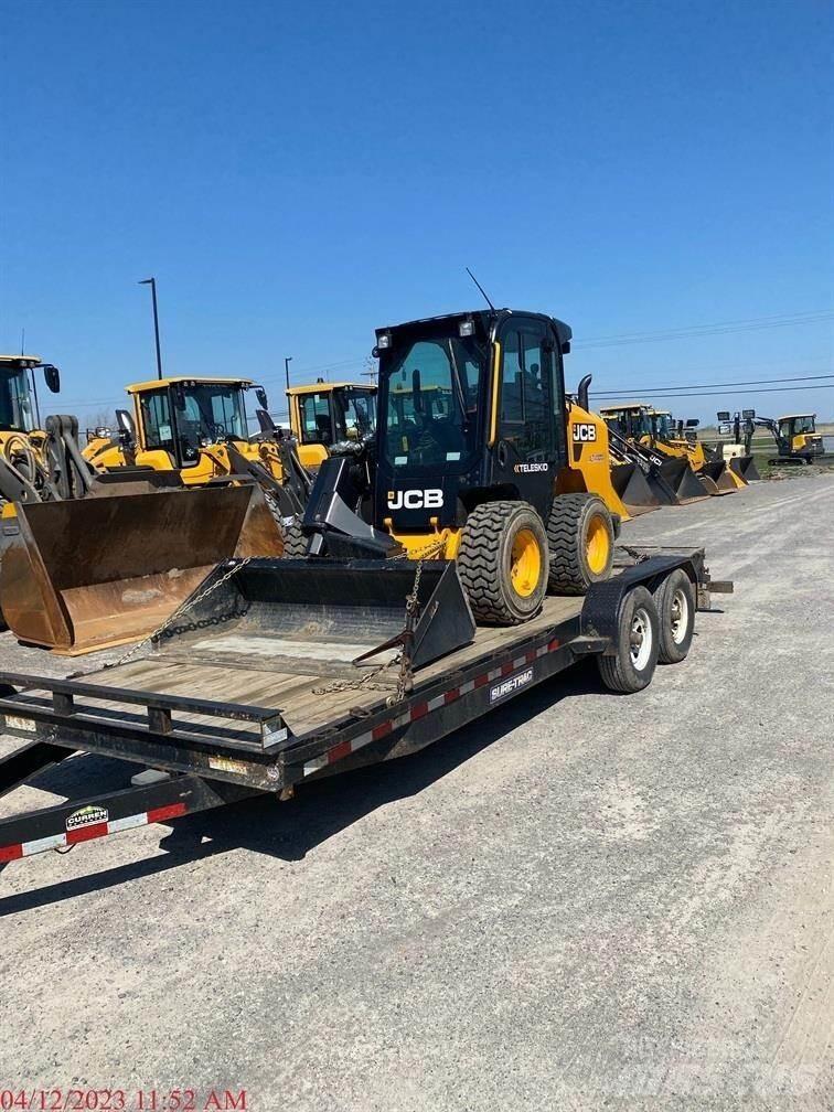 JCB 3TS-8W لوادر انزلاقية التوجيه