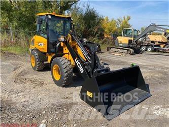 JCB 407 لوادر بعجل