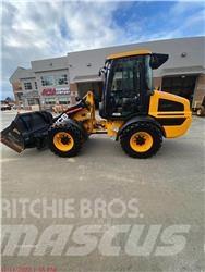 JCB 409 لوادر بعجل