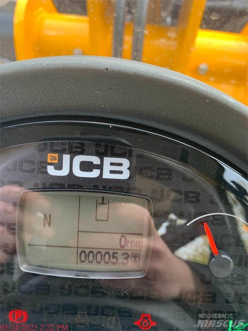 JCB 409 لوادر بعجل