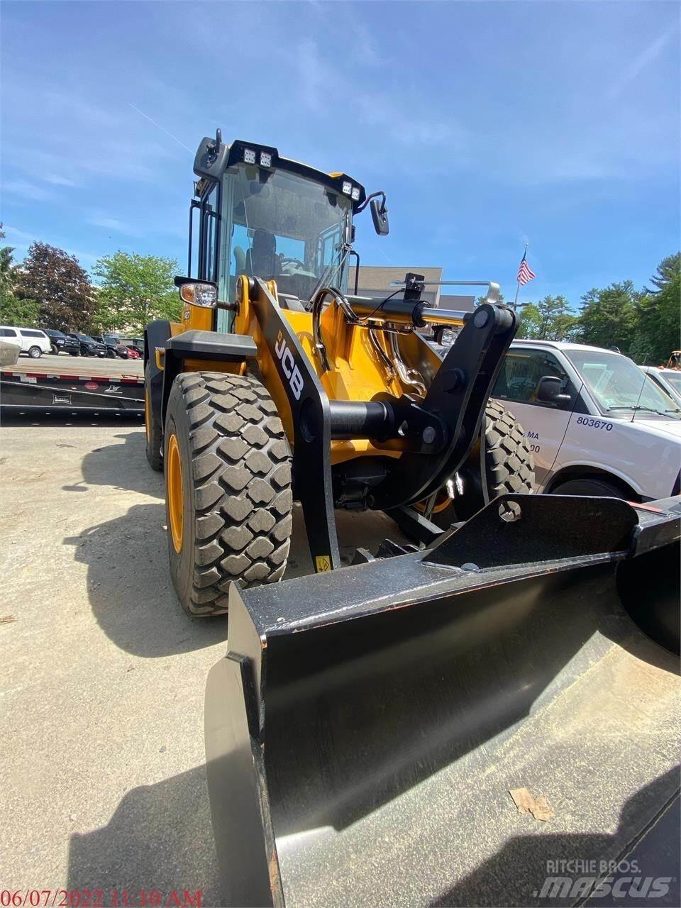 JCB 427ZX لوادر بعجل