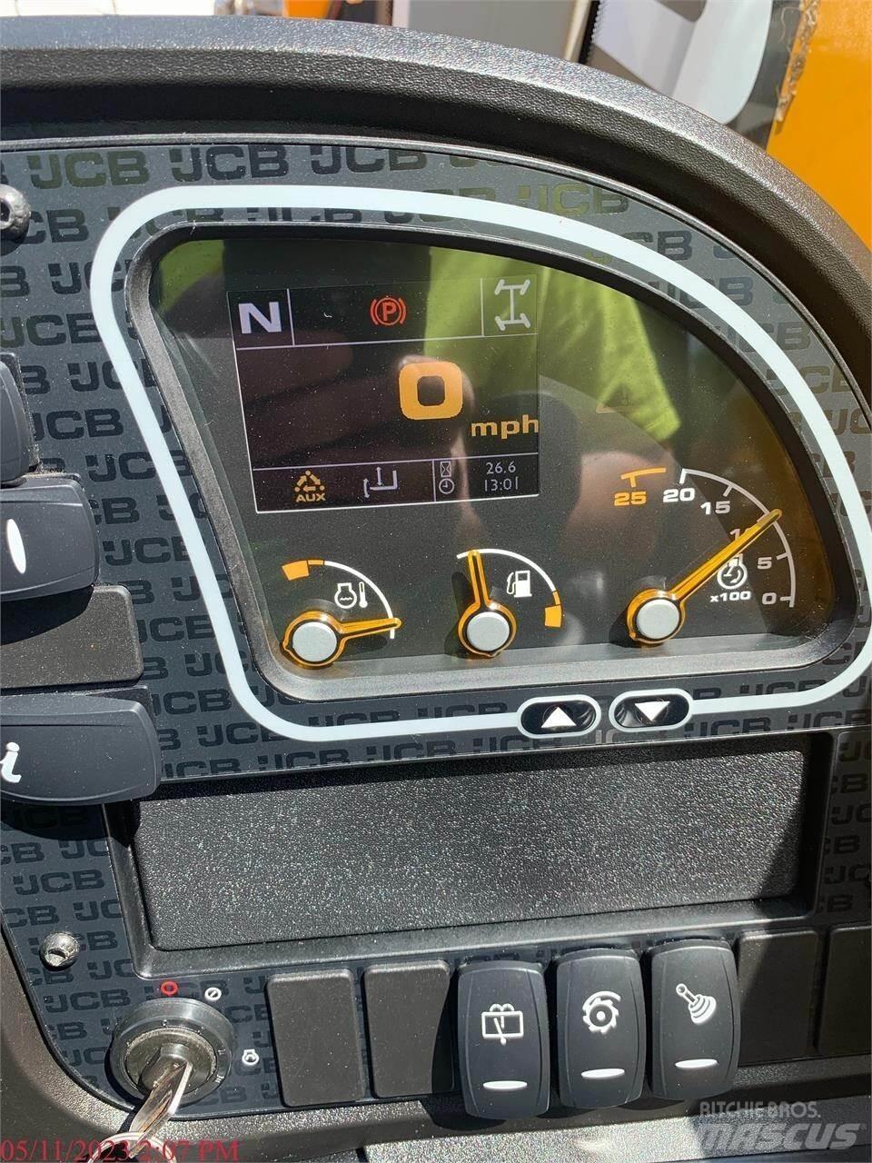 JCB 505-20TC مناولات متداخلة