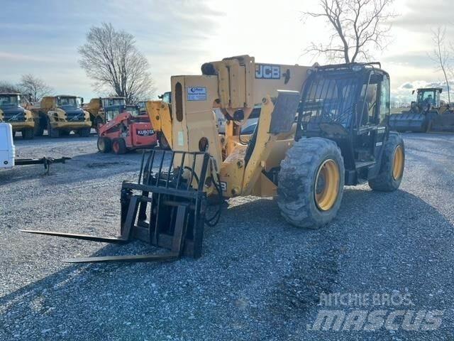 JCB 510-56 مناولات متداخلة