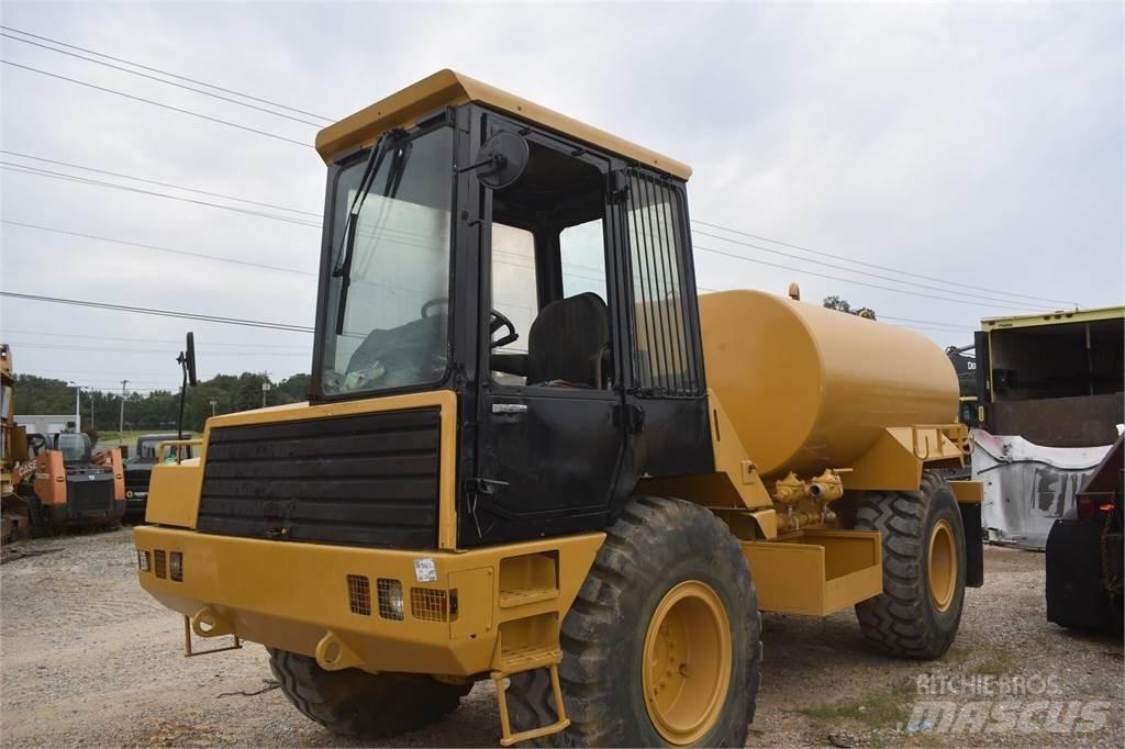 JCB 712 صهاريج مياه