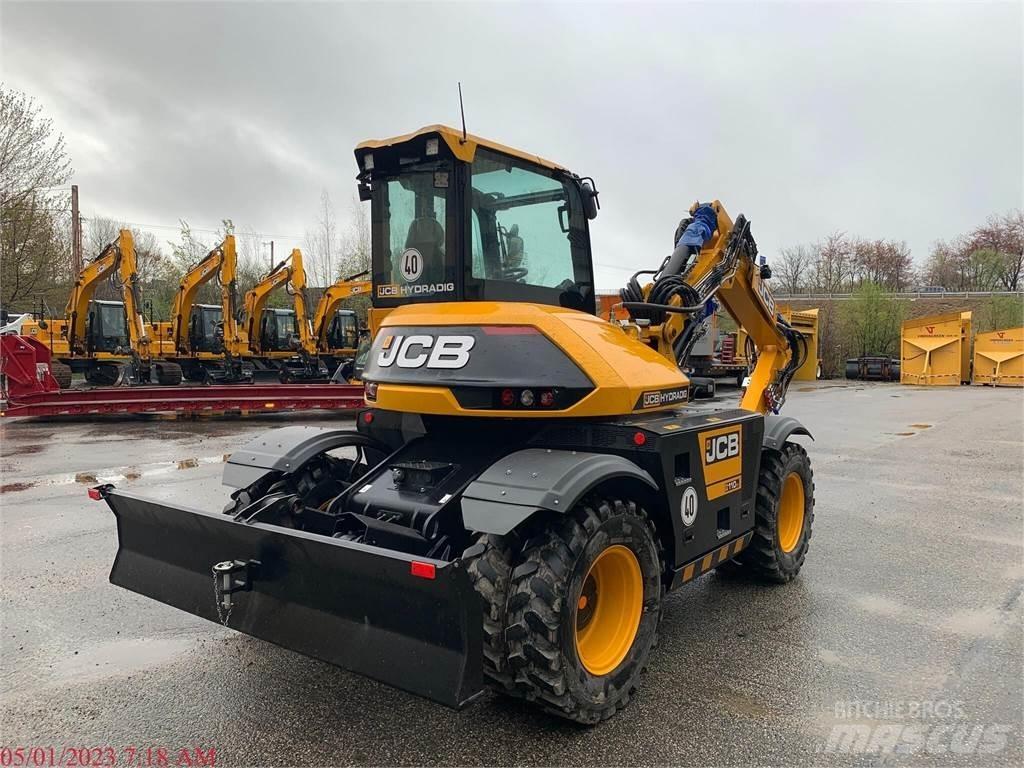 JCB HD110W حفارات بعجل