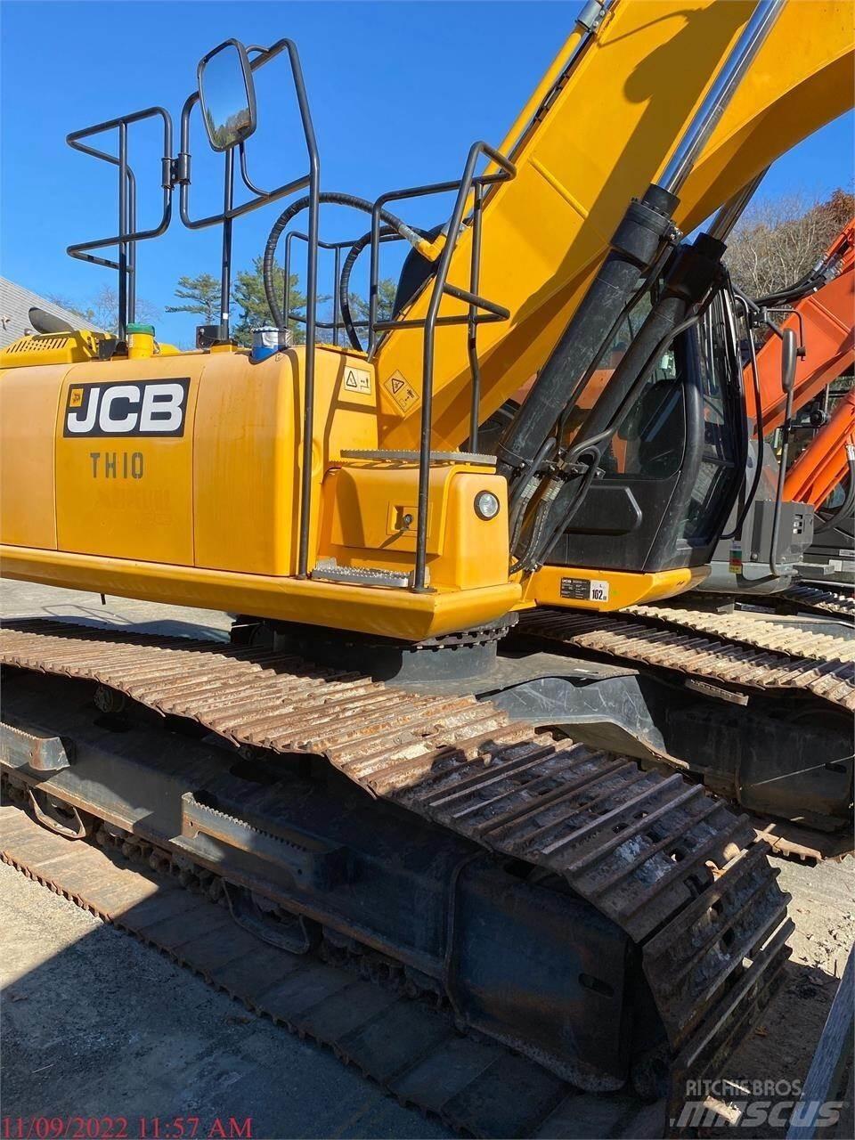 JCB JS220 حفارات زحافة