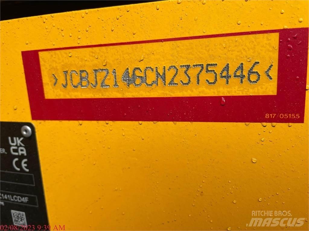 JCB JZ141 LC حفارات زحافة