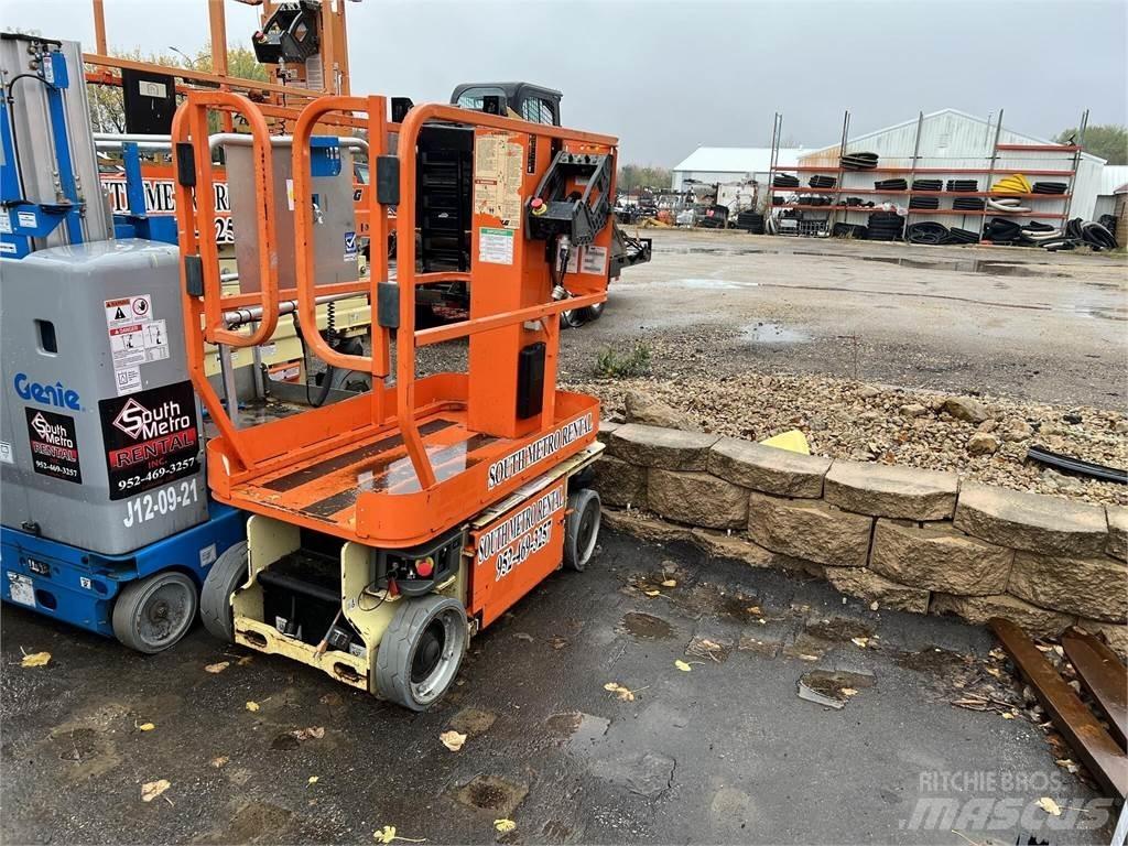 JLG 1230ES رافعات السارية الرأسية