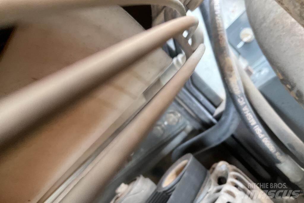 JLG G10-55A مناولات متداخلة