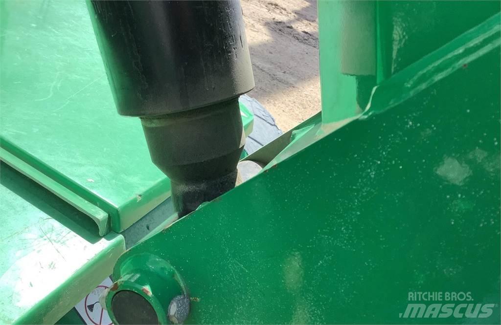 JLG TOUCAN 32E رافعات السارية الرأسية