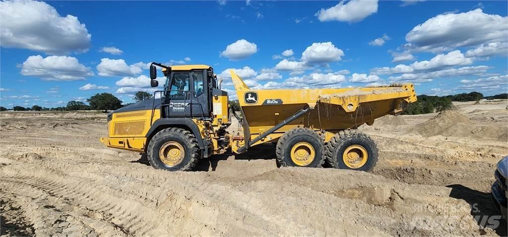 John Deere 310E ساحبات مفصلية
