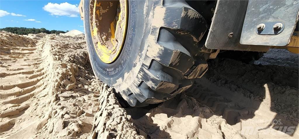 John Deere 310E ساحبات مفصلية