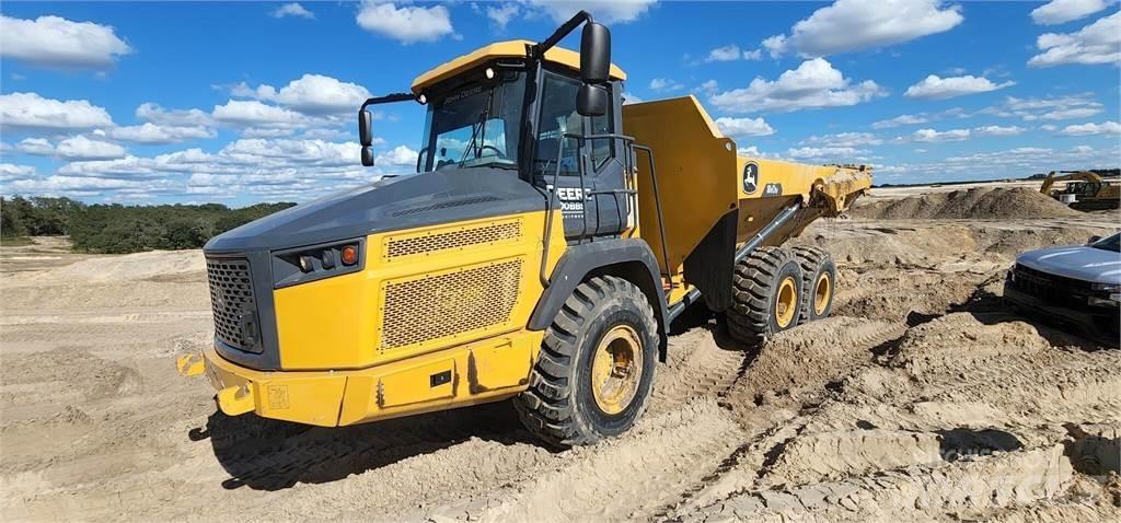 John Deere 310E ساحبات مفصلية