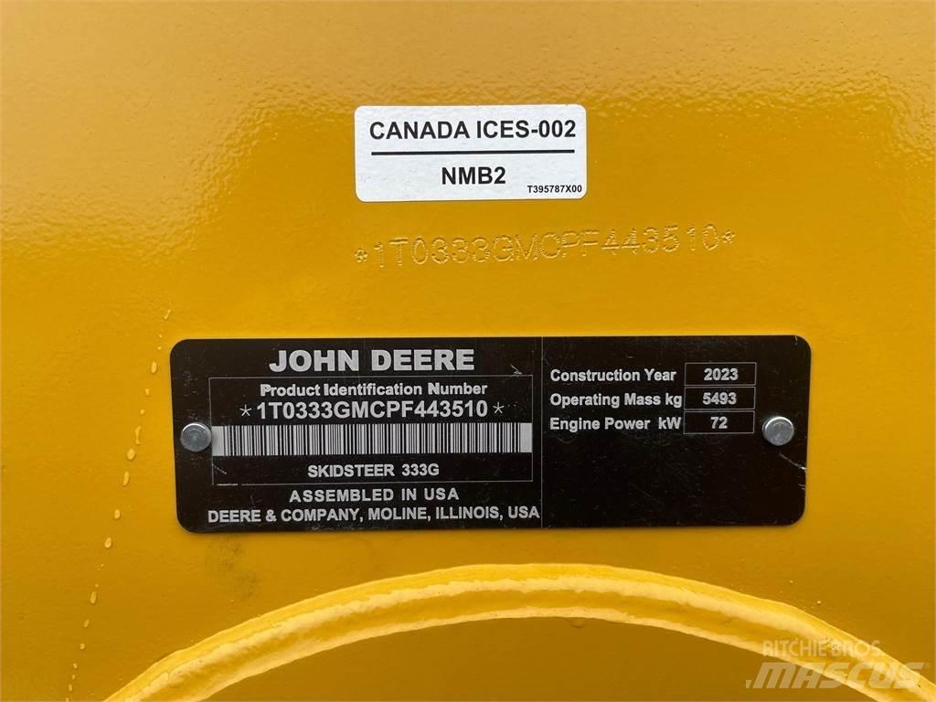 John Deere 333G لوادر انزلاقية التوجيه