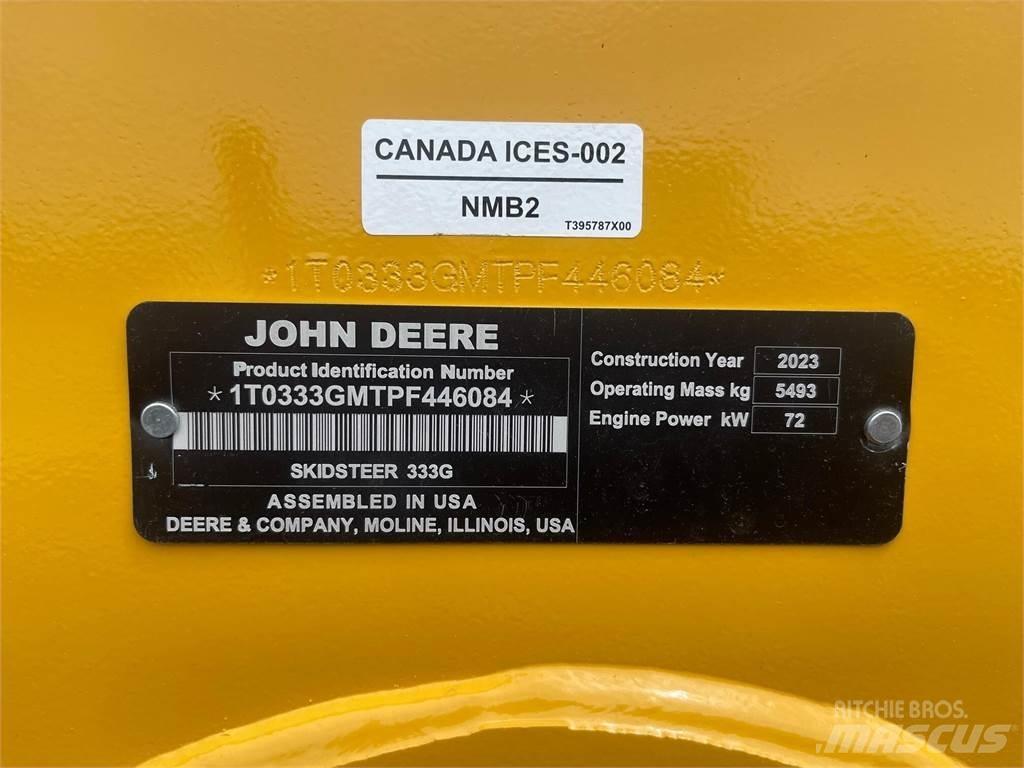 John Deere 333G لوادر انزلاقية التوجيه