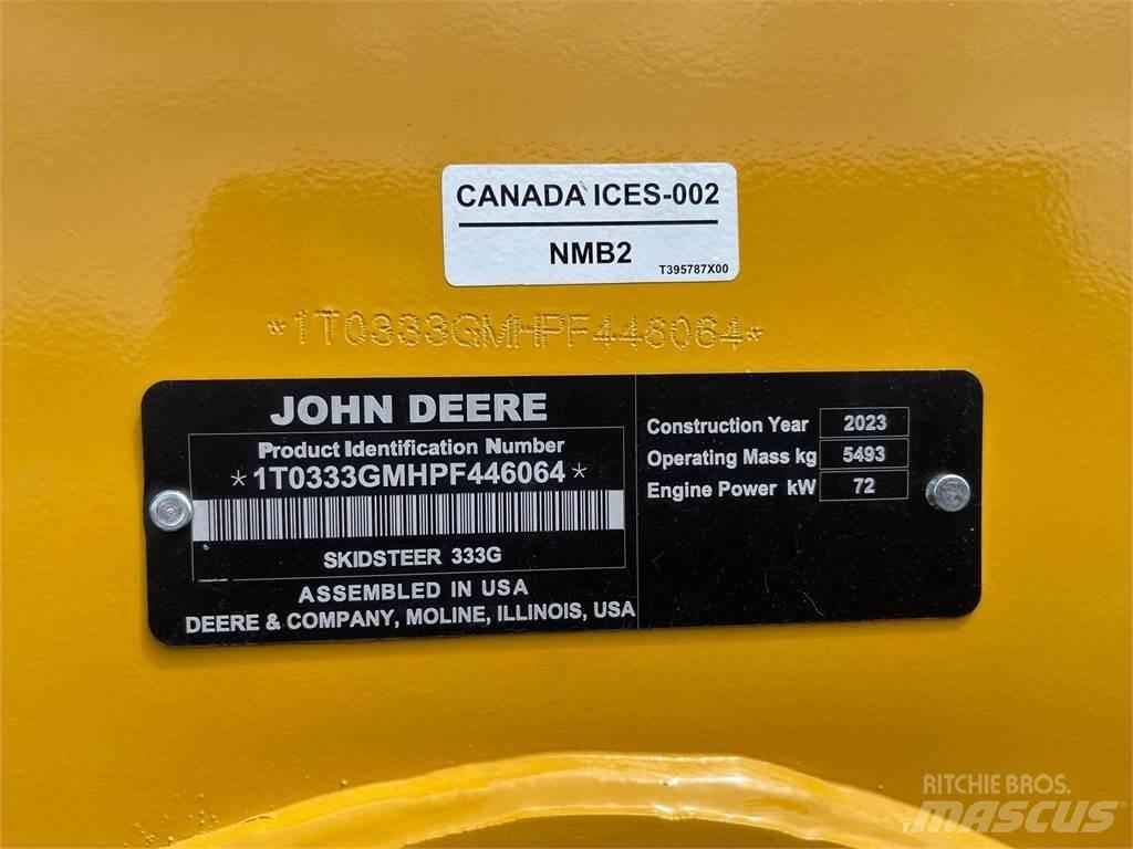 John Deere 333G لوادر انزلاقية التوجيه
