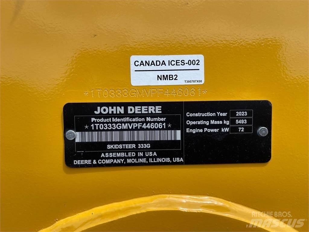 John Deere 333G لوادر انزلاقية التوجيه