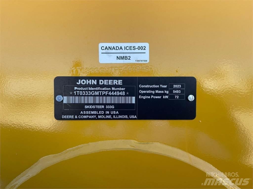 John Deere 333G لوادر انزلاقية التوجيه
