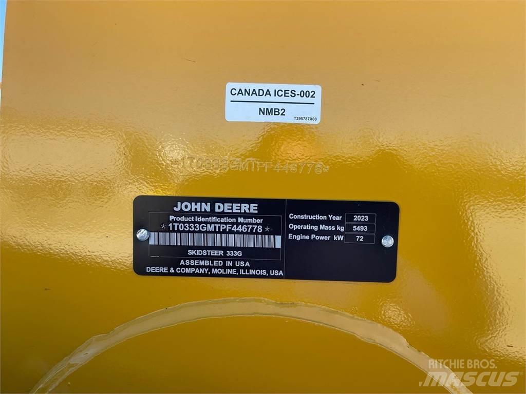 John Deere 333G لوادر انزلاقية التوجيه