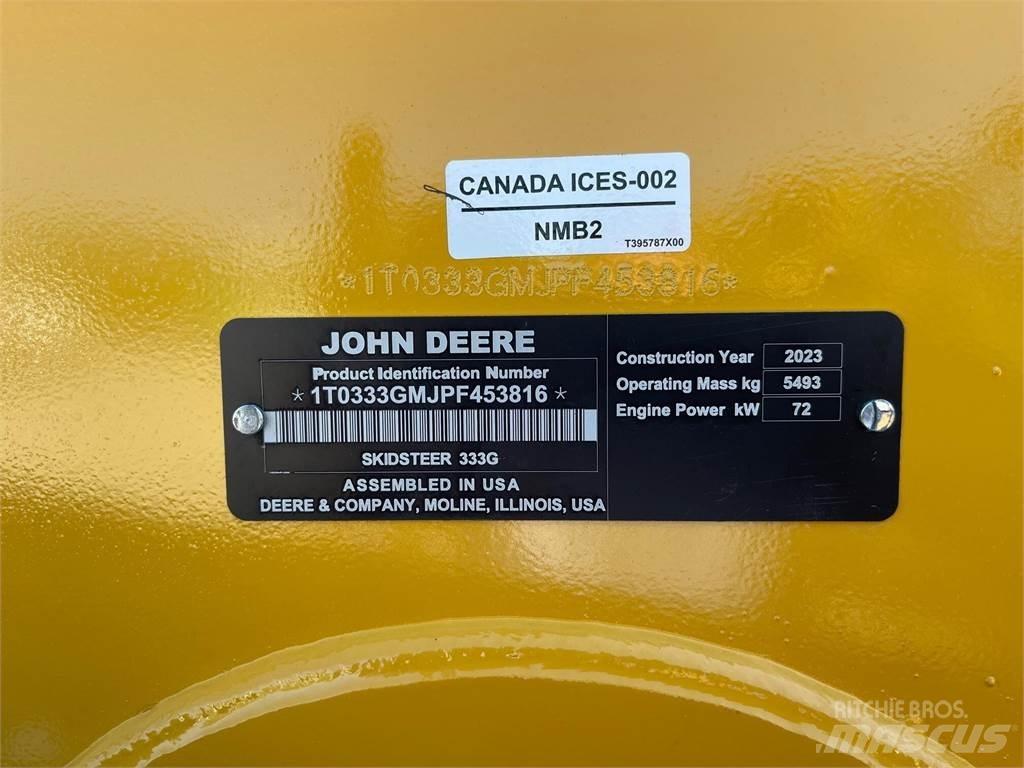 John Deere 333G لوادر انزلاقية التوجيه