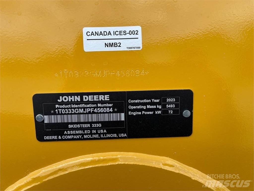 John Deere 333G لوادر انزلاقية التوجيه
