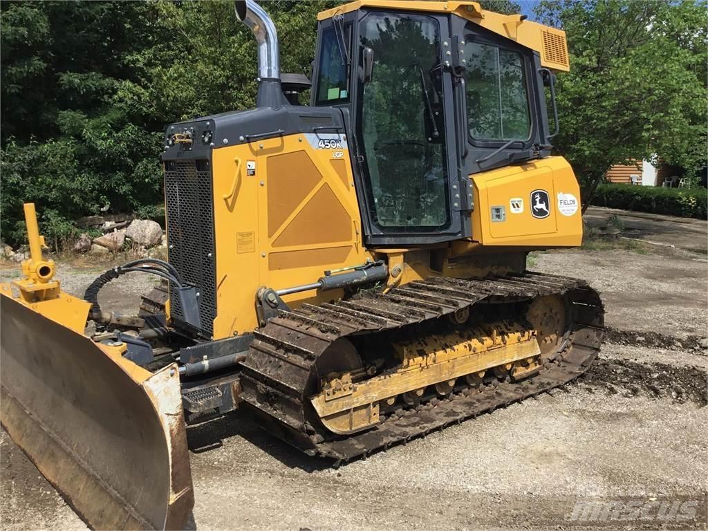 John Deere 450K بلدوزرات مجنزرة