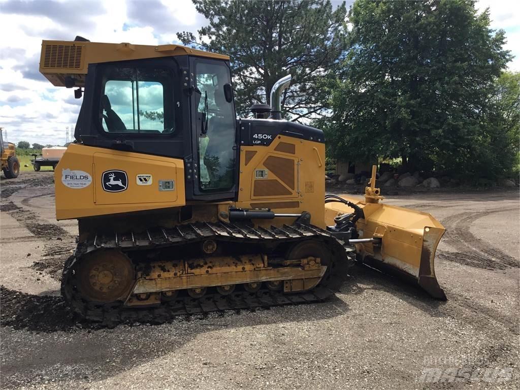 John Deere 450K بلدوزرات مجنزرة