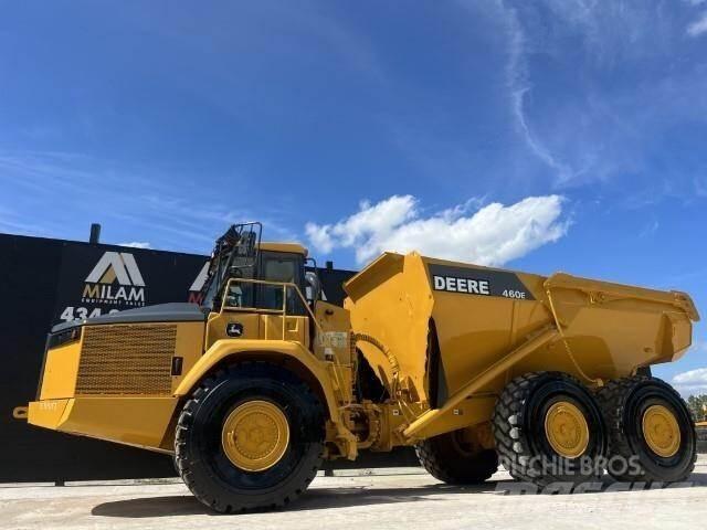 John Deere 460E ساحبات مفصلية