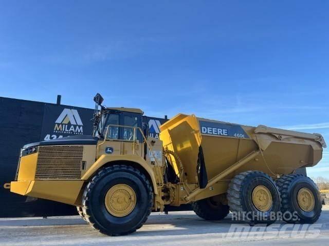 John Deere 460E ساحبات مفصلية