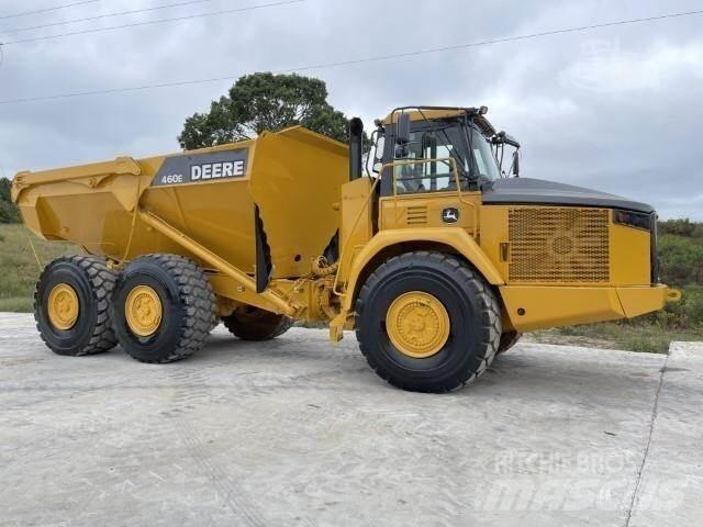John Deere 460E ساحبات مفصلية