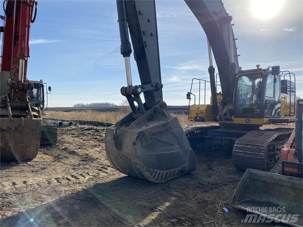 John Deere 470G LC حفارات زحافة