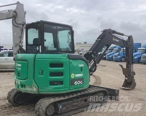 John Deere 60G حفارات زحافة
