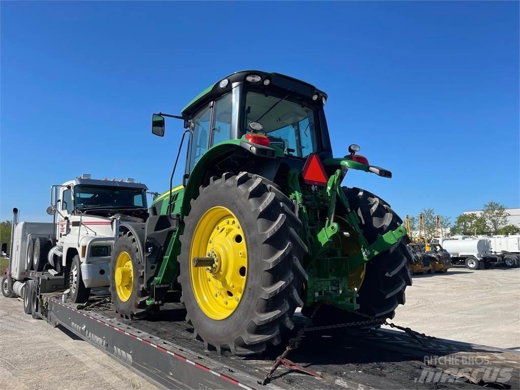 John Deere 6175M الجرارات