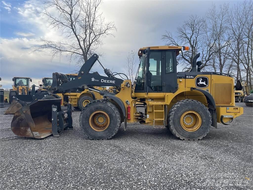 John Deere 624L لوادر بعجل